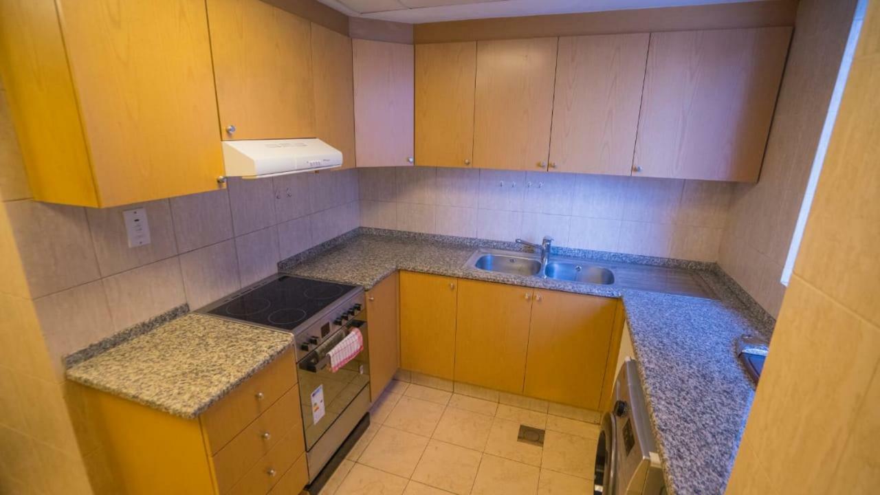 The Holiday Homes Дубай Екстериор снимка