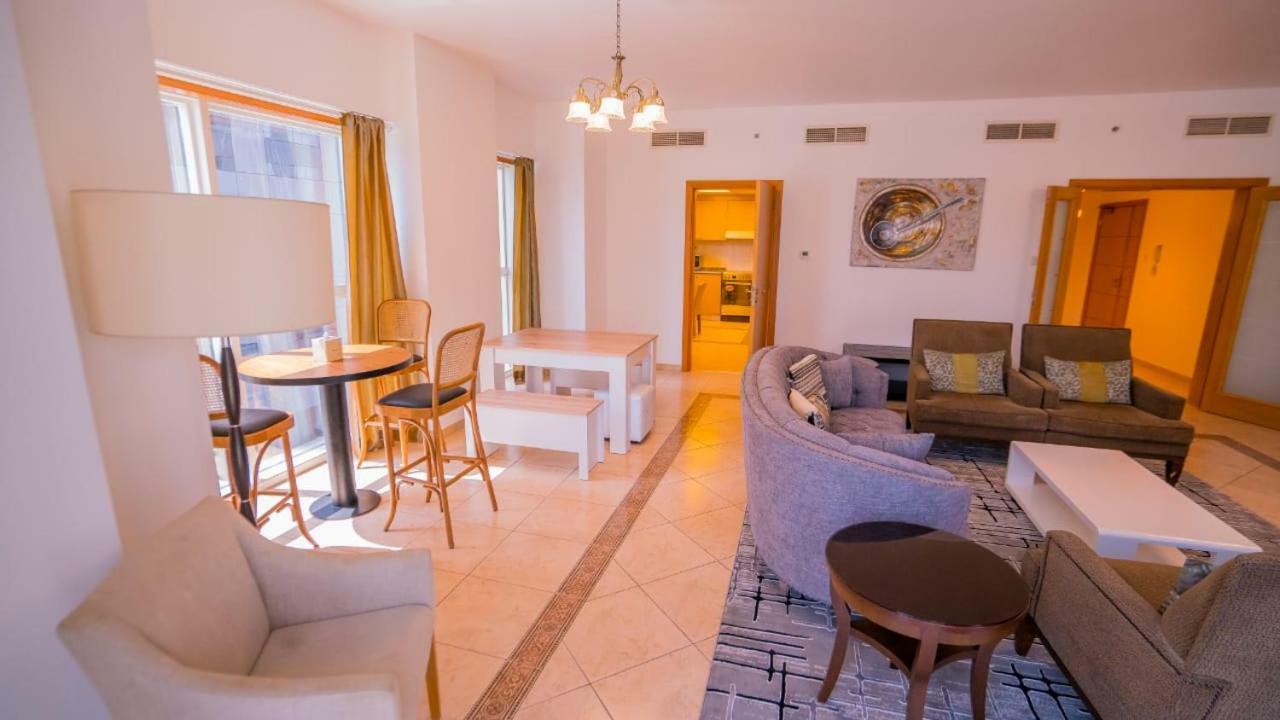 The Holiday Homes Дубай Екстериор снимка